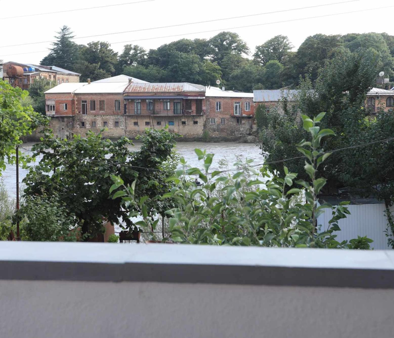 Aparthotel Rioni Kutaisi Dış mekan fotoğraf