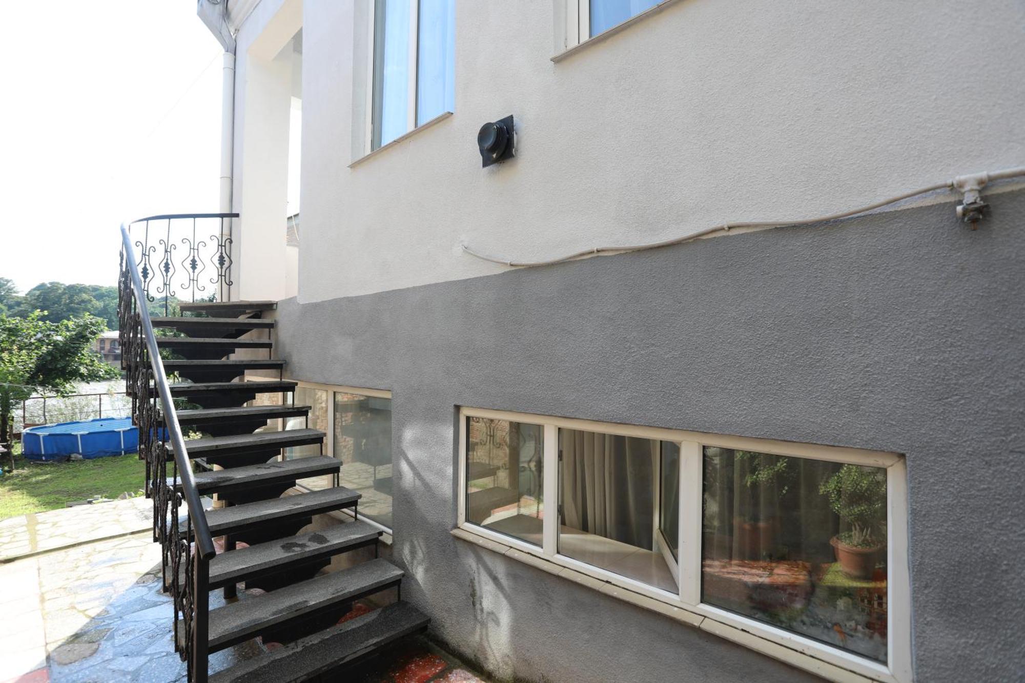 Aparthotel Rioni Kutaisi Dış mekan fotoğraf